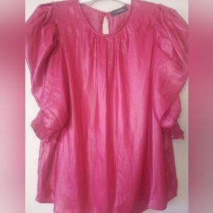 J . Roberts  Pink Shirtsleeve Top